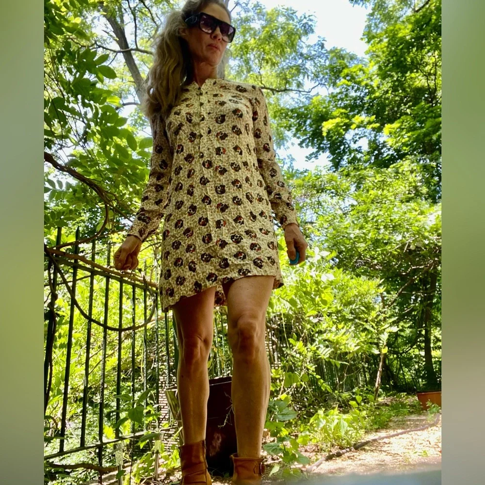 Paul and Joe Sister Chihuahua Dog Print Shirt Dress Cream Floral Size 42… - Picture 9 of 13